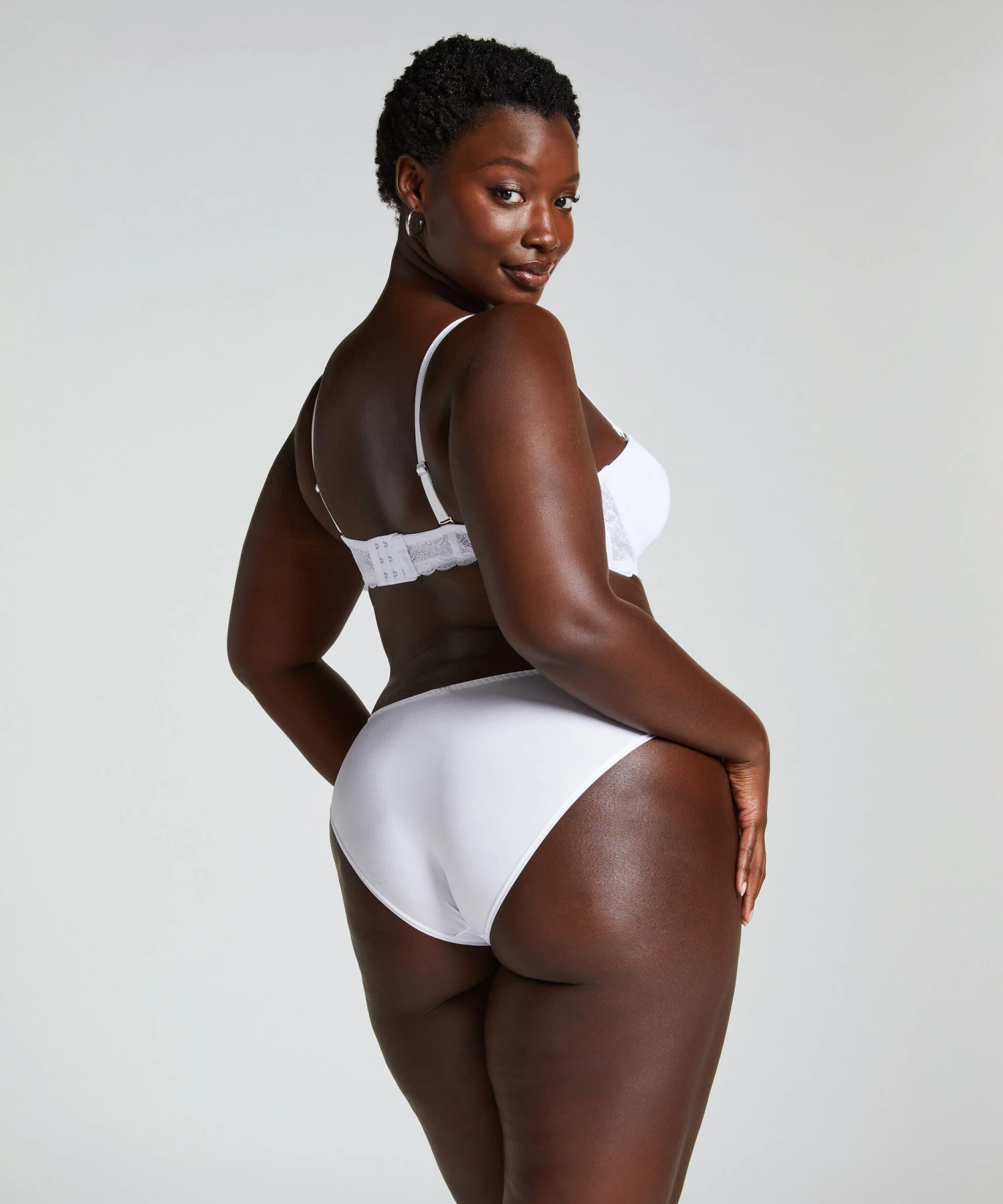 Angie Padded Underwired Strapless Bra 8 Angie Padded Underwired Strapless Bra - Image 6