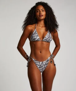 Doha Zebra Triangle Bikini Top 11 Doha Zebra Triangle Bikini Top -Hunkemoller Shop 205609 3