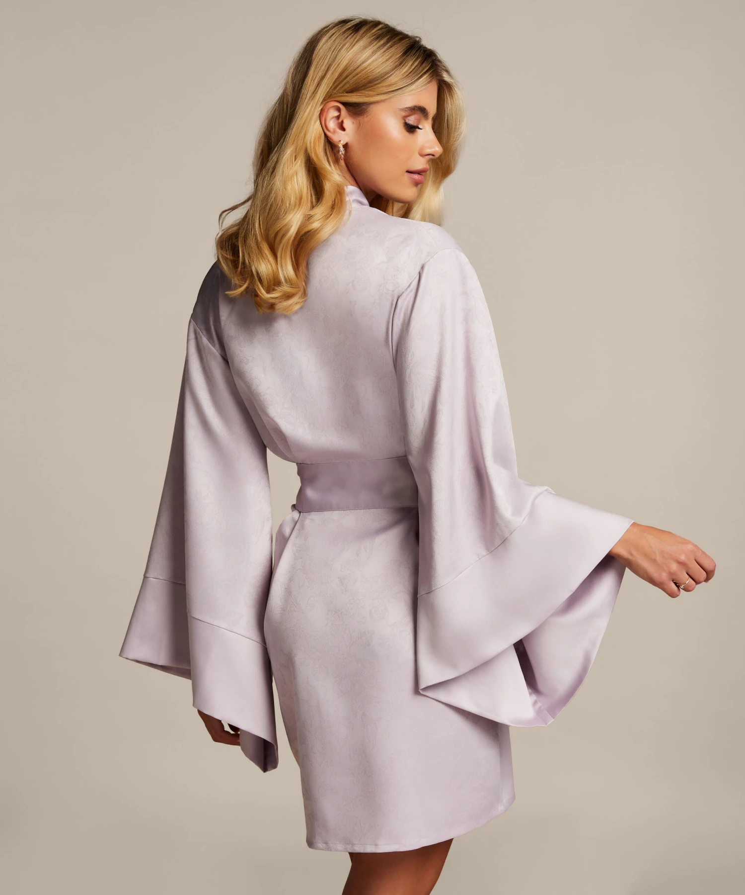 Sea Treasures Kimono 5 Sea Treasures Kimono - Image 4