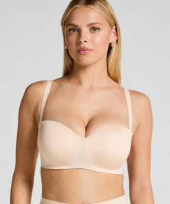 Smooth Padded Underwired Strapless Push-Up Bra