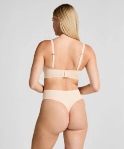 Smooth Padded Underwired Strapless Push-Up Bra -Hunkemoller Shop 206741 4