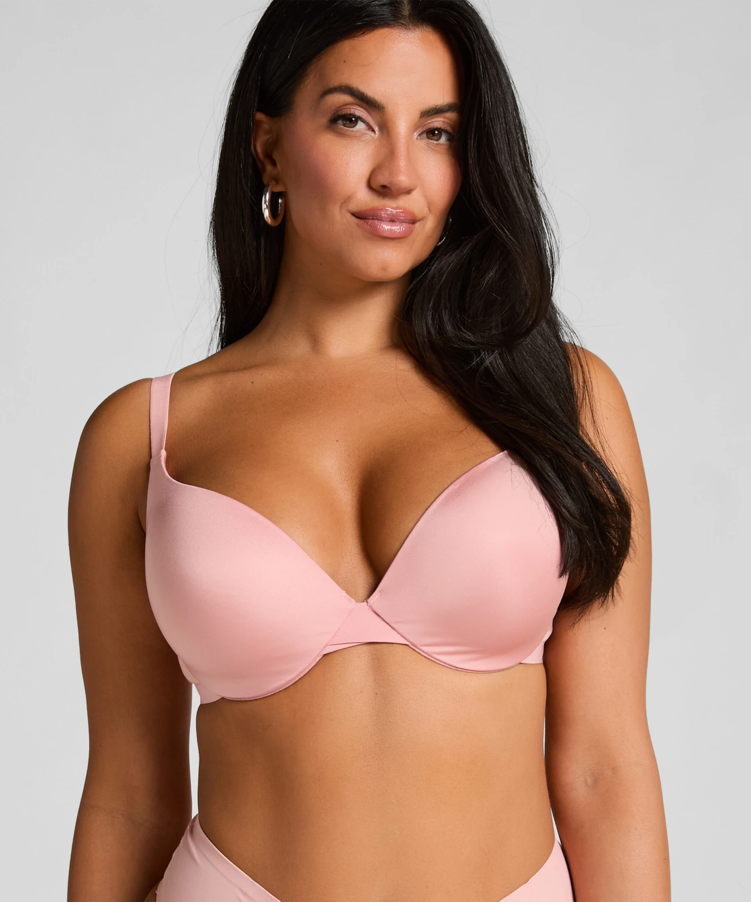 Smooth Padded Underwired Push-Up Bra 3 Smooth Padded Underwired Push-Up Bra