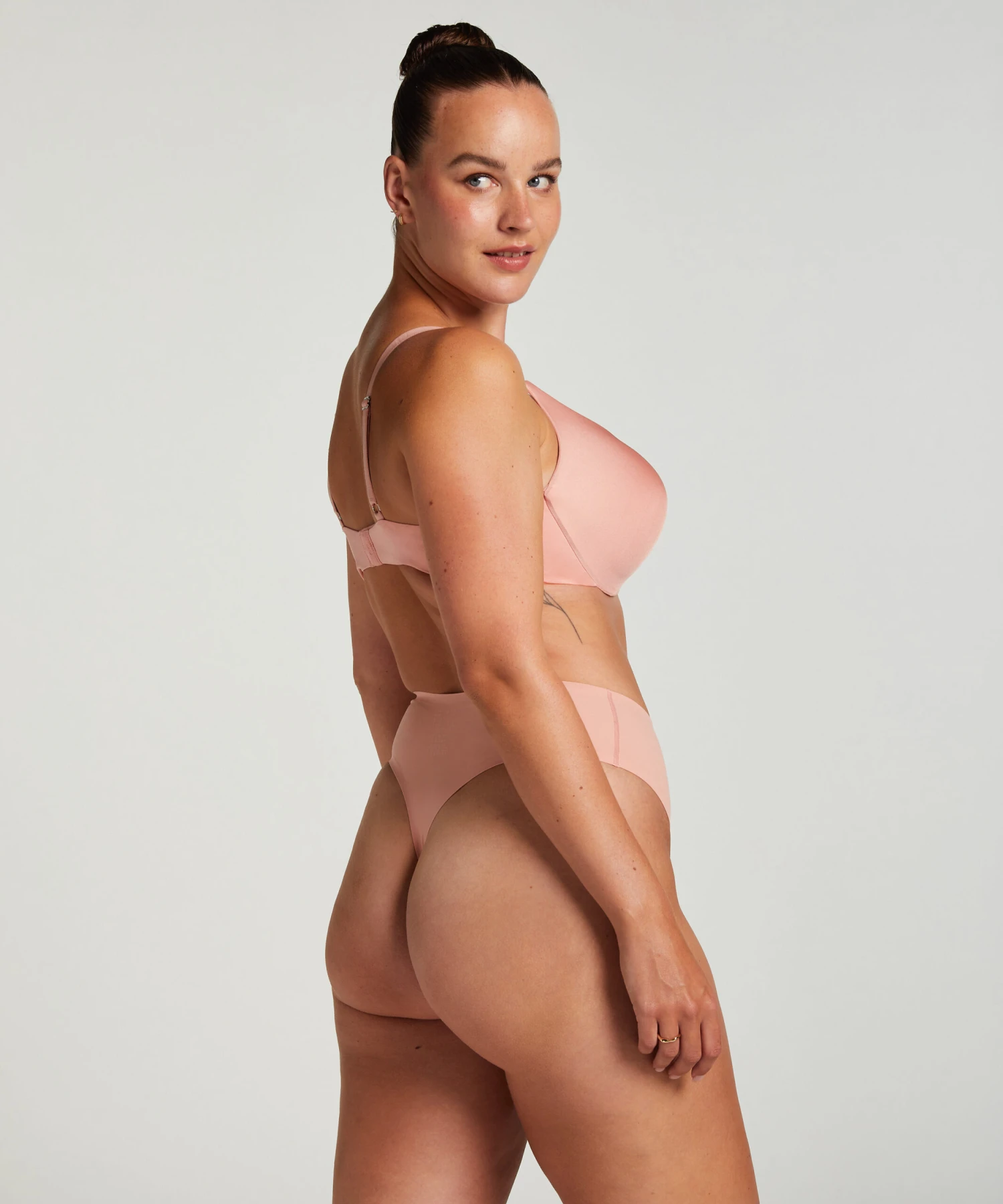 Smooth Padded Underwired Push-Up Bra 8 Smooth Padded Underwired Push-Up Bra - Image 6