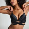 Colette Padded Underwired Longline Push-Up Bra 1 Colette Padded Underwired Longline Push-Up Bra -Hunkemoller Shop 301143 1