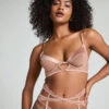 Nisha Non-Padded Underwired Longline Bra 2 Nisha Non-Padded Underwired Longline Bra -Hunkemoller Shop 301188 1