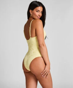 Crochet Bathingsuit 11 Crochet Bathingsuit -Hunkemoller Shop 303108 4
